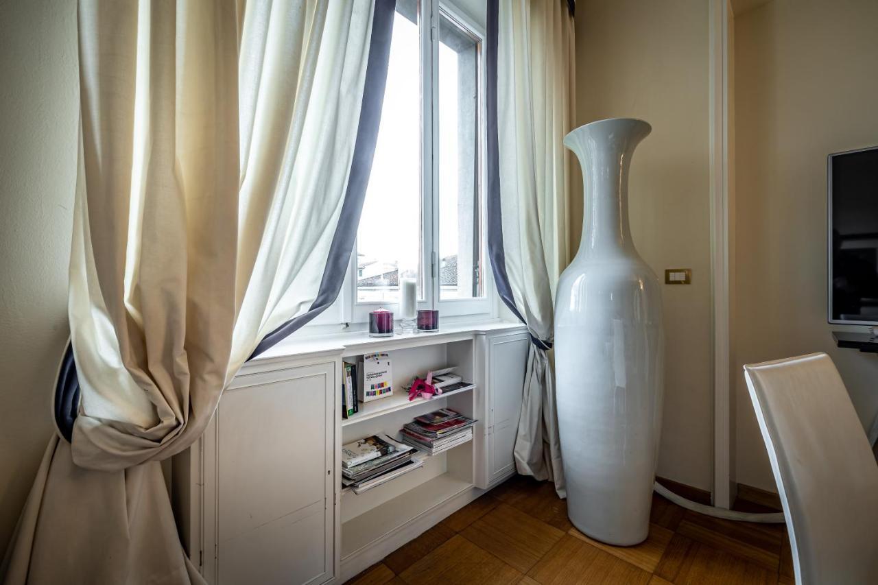 Yid D'Azeglio Luxury Apartment With Parking 피렌체 외부 사진