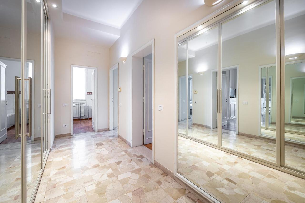 Yid D'Azeglio Luxury Apartment With Parking 피렌체 외부 사진