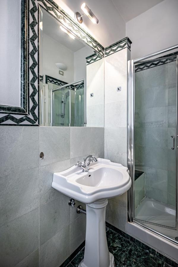 Yid D'Azeglio Luxury Apartment With Parking 피렌체 외부 사진